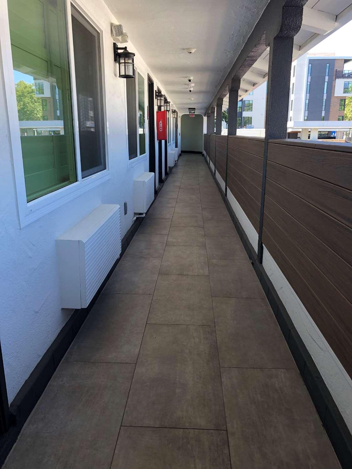 Golden Bear Hotel - Surestay Collection By Best Western Berkeley Exteriör bild